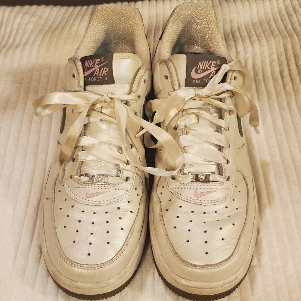 Nike Women's Air Force 1 - White/Metallic Pewter-Perfect Pink - Picture 6 of 16